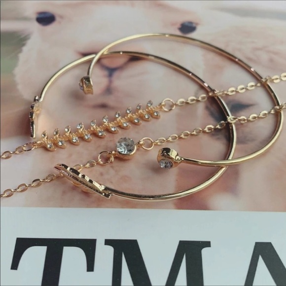 Gold toned set of 4 bracelets. Pretty😁 - Picture 2 of 3